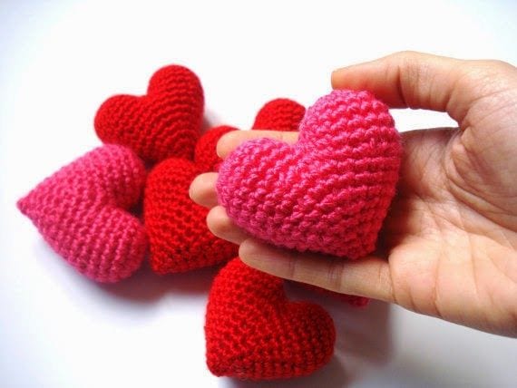Patrón gratis corazón amigurumi