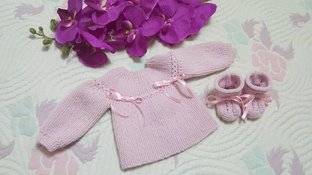 Patrones gratis bebe punto dos agujas