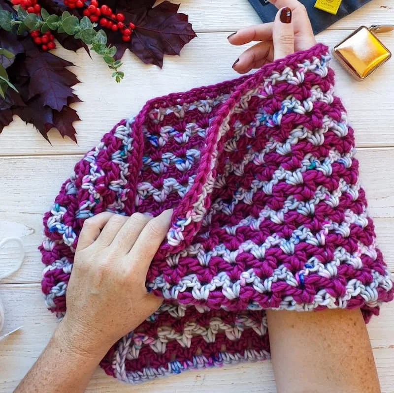 Patrón gratis cuello crochet