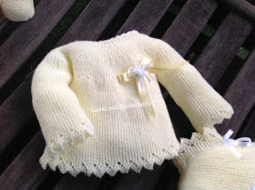 Patrón gratis jersey bebé dos agujas