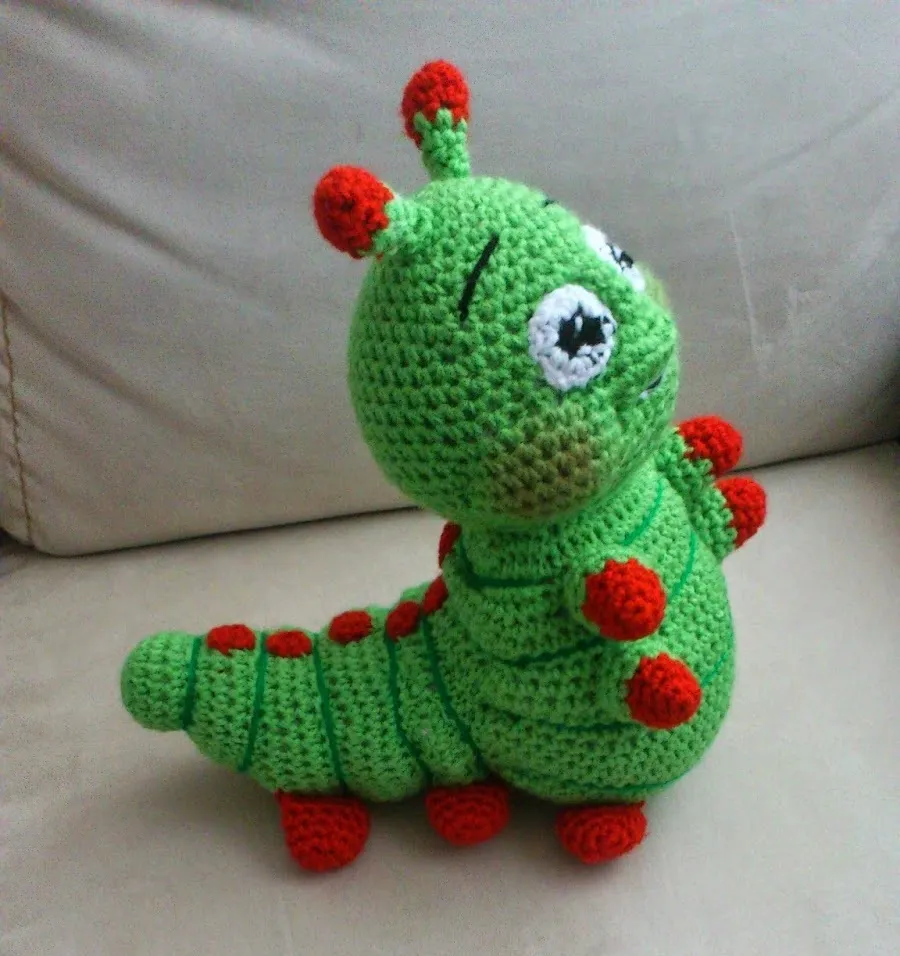 patrón gratis oruga Heimlich