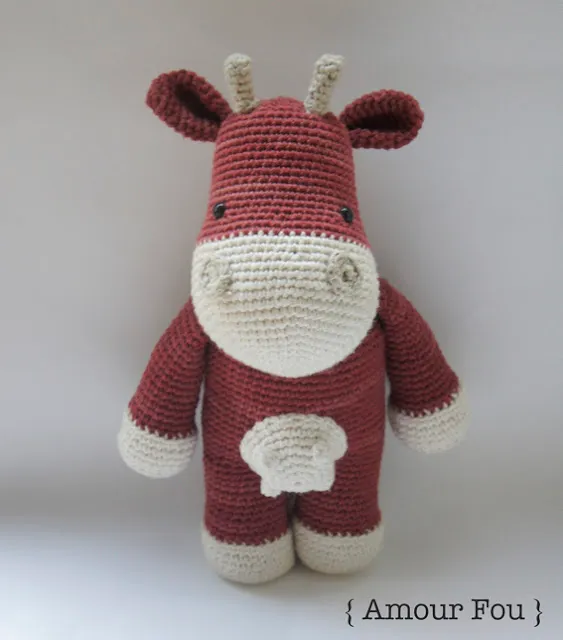 Patrón gratis vaca Angus amigurumi