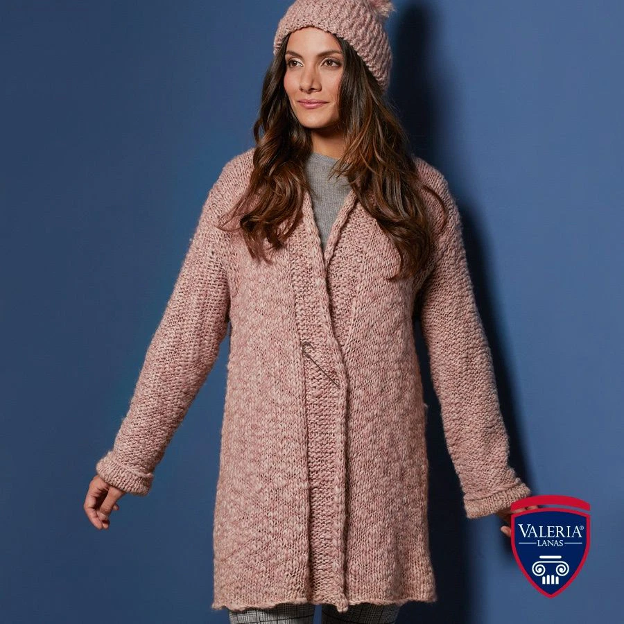 Patrón gratis chaqueta larga y gorro dos agujas