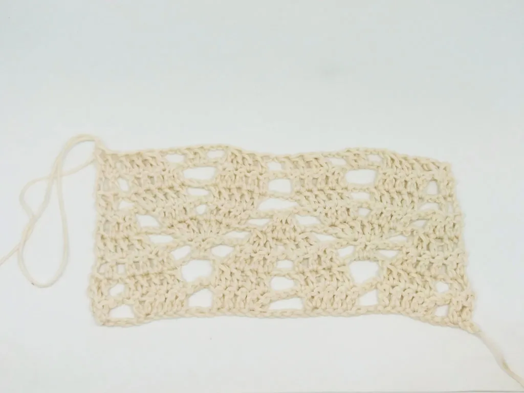Cómo hacer el punto flechas caladas a crochet