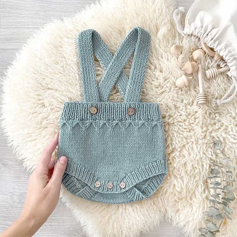 Patrón gratis cubrepañal tirantes punto Petit