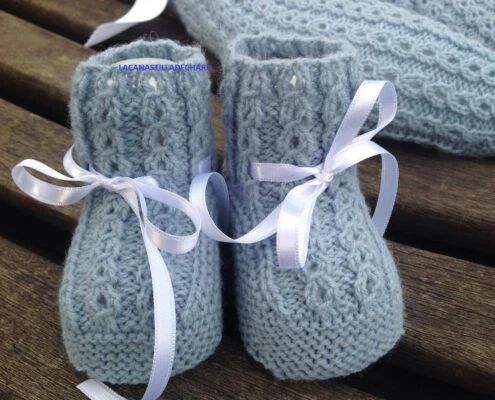 Patrón gratis botitas dos agujas